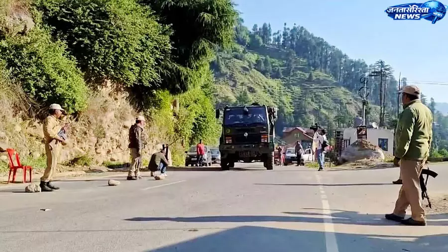 Kerala : भद्रवाह में ट्रेकिंग पर रोक, प्रशासन अलर्ट Kerala : भद्रवाह में ट्रेकिंग पर रोक, प्रशासन अलर्ट