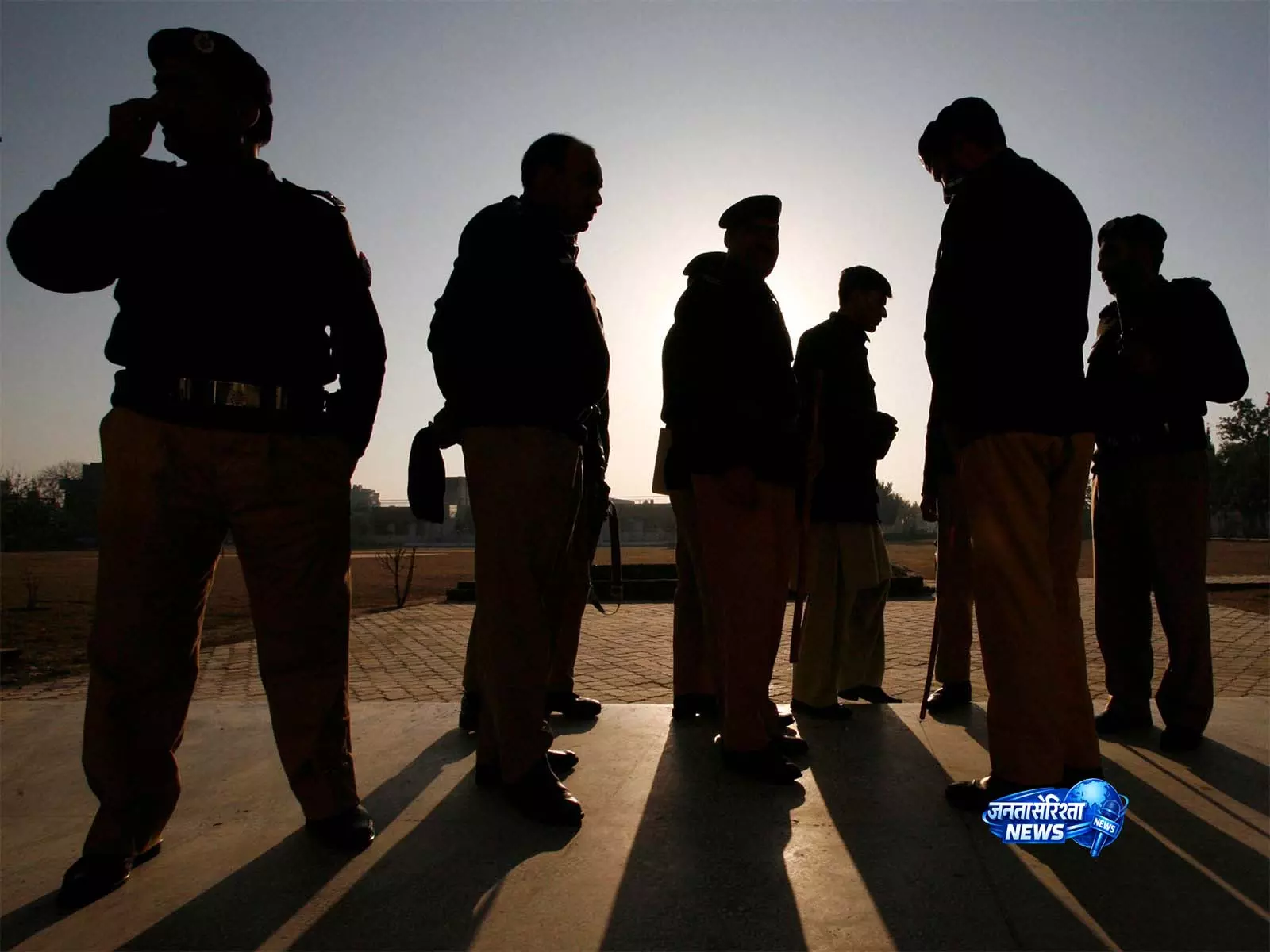 बलूचिस्तान ड्रोन हमले पर Pakistan सेना घिरी बलूचिस्तान ड्रोन हमले पर Pakistan सेना घिरी