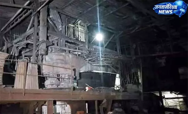 उरला हादसे पर प्रशासन का त्वरित एक्शन, कारखाने की समस्त विनिर्माण गतिविधियां बंद उरला हादसे पर प्रशासन का त्वरित एक्शन, कारखाने की समस्त विनिर्माण गतिविधियां बंद