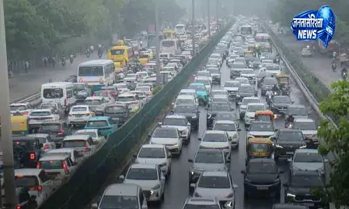 Gurugram में बारिश का कहर, 350 मिमी पानी से हाल बेहाल Gurugram में बारिश का कहर, 350 मिमी पानी से हाल बेहाल