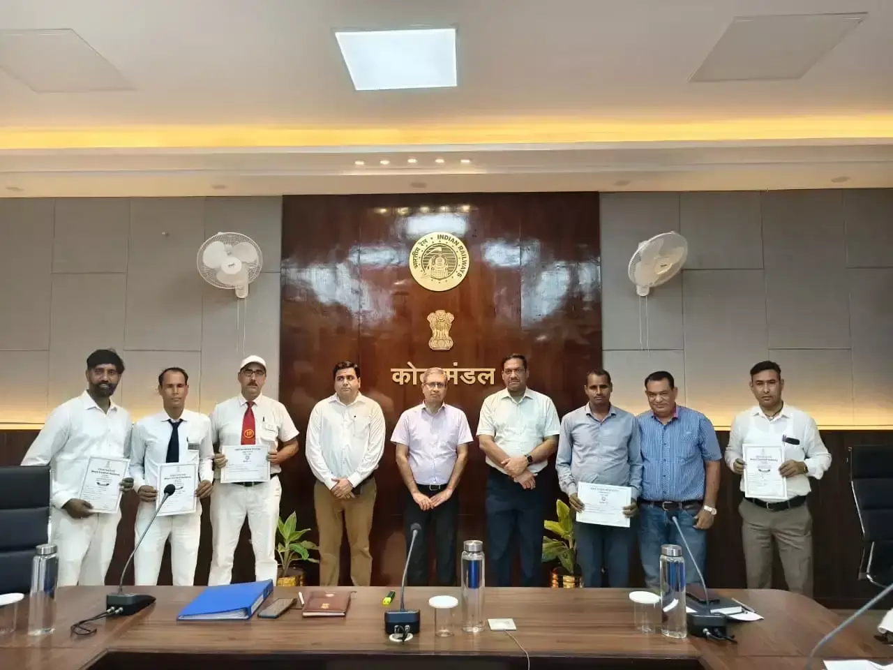 Kota: तेज रफ्तार मालगाड़ियों के सफल संचालन पर रेलकर्मियों को सम्मान