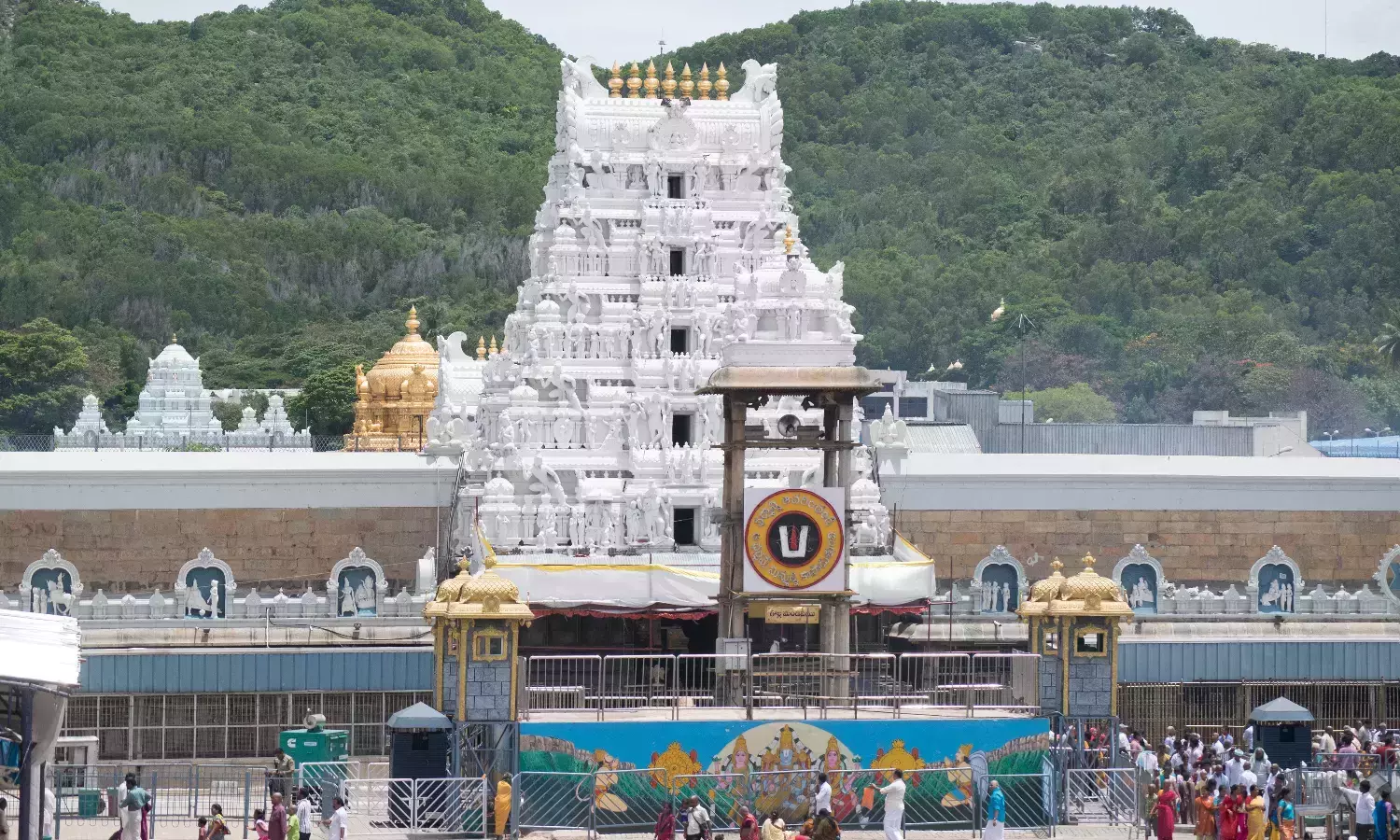 TTD ने 14 जुलाई से 23 सितंबर तक प्रमुख त्योहारों के दिनों में वीआईपी दर्शन निलंबित कर दिए हैं