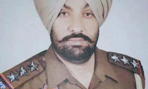वसूली आरोपों के बाद Punjab पुलिस ने की कार्रवाई वसूली आरोपों के बाद Punjab पुलिस ने की कार्रवाई