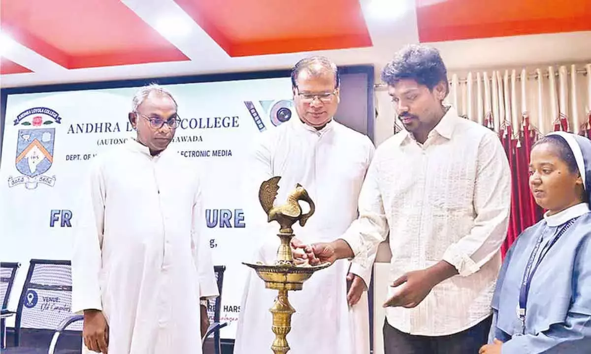 ALC फ़्रेम द फ़्यूचर सिनेमैटोग्राफी कार्यशाला की मेजबानी करता है ALC फ़्रेम द फ़्यूचर सिनेमैटोग्राफी कार्यशाला की मेजबानी करता है