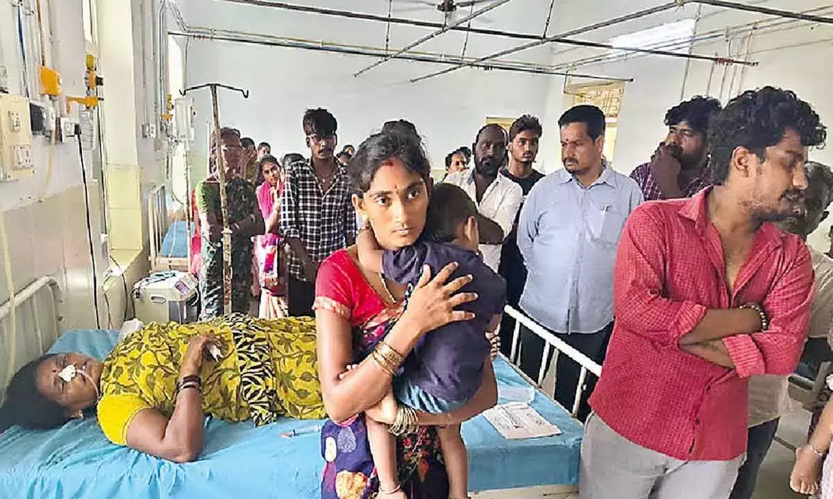 Andhra: नर्स ने पारिवारिक संकट के लिए स्थानीय टीडीपी नेता को जिम्मेदार ठहराया