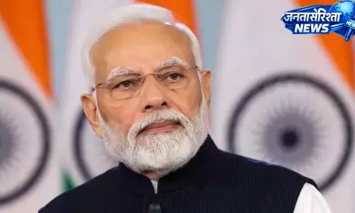 PM के संसदीय क्षेत्र में अटकी योजनाएं, बढ़ी लोगों की चिंता PM के संसदीय क्षेत्र में अटकी योजनाएं, बढ़ी लोगों की चिंता