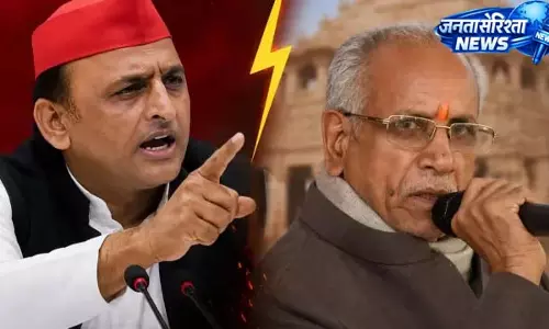 चंपत राय को लेकर अखिलेश का बड़ा हमला, सियासी बवाल