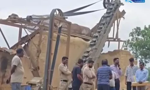 पत्थरों और चट्टानों को तोड़ने वाली क्रेशर मशीन सील