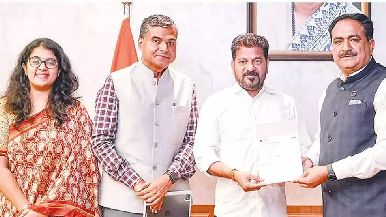 Telangana: गोदरेज एग्रोवेट ने खम्मम में मेगा ऑयल पाम कॉम्प्लेक्स की योजना बनाई है Telangana: गोदरेज एग्रोवेट ने खम्मम में मेगा ऑयल पाम कॉम्प्लेक्स की योजना बनाई है