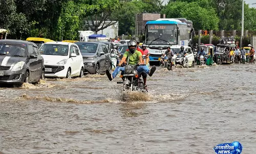 DDA ने मिशन मोड में 57,000 MT से ज़्यादा गाद हटाई, गाद हटाने के काम में 70% की बढ़ोतरी दर्ज की गई DDA ने मिशन मोड में 57,000 MT से ज़्यादा गाद हटाई, गाद हटाने के काम में 70% की बढ़ोतरी दर्ज की गई