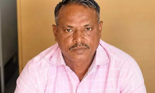 नशीली कैप्सूल बेचने वाले कोर्ट ने 8 साल की सजा सुनाई नशीली कैप्सूल बेचने वाले कोर्ट ने 8 साल की सजा सुनाई