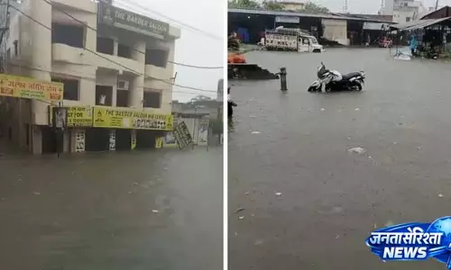 रुड़की मंडी बनी तालाब, कारोबारियों को भारी नुकसान