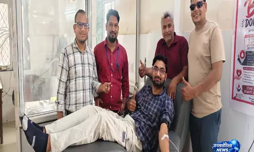 लैब टेक्नीशियन मनोज प्रजापत ने दुर्लभ ओ-नेगेटिव रक्तदान कर तीन दिन के नवजात को दिया जीवनदान