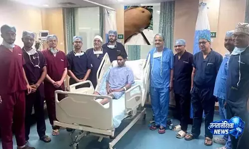 Bhubaneswar में चमत्कार, सीने में तीर फंसने के बाद युवक की बची जान Bhubaneswar में चमत्कार, सीने में तीर फंसने के बाद युवक की बची जान