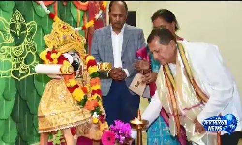 Dr Achyuta Samanta फ्लोरिडा में पहली रथ यात्रा के रथ उद्घाटन में हुए शामिल Dr Achyuta Samanta फ्लोरिडा में पहली रथ यात्रा के रथ उद्घाटन में हुए शामिल