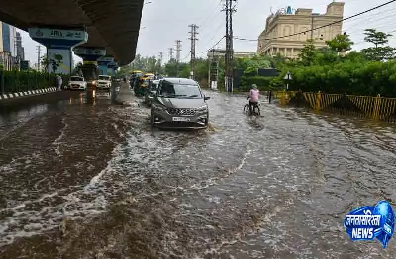 दो दिन की बारिश ने Gurugram की रफ्तार रोकी दो दिन की बारिश ने Gurugram की रफ्तार रोकी