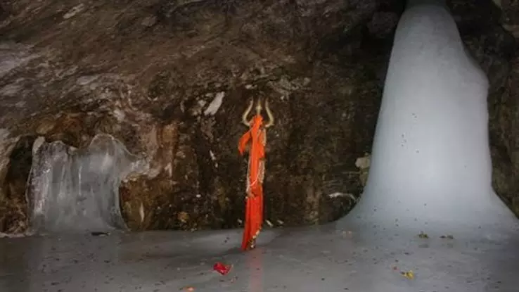 अमरनाथ गुफा का इतिहास: मुस्लिम चरवाहे ने की थी बाबा बर्फानी की खोज अमरनाथ गुफा का इतिहास: मुस्लिम चरवाहे ने की थी बाबा बर्फानी की खोज