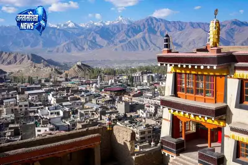 केंद्र ने 990 करोड़ रुपये की लेह बाईपास परियोजना को मंजूरी दी केंद्र ने 990 करोड़ रुपये की लेह बाईपास परियोजना को मंजूरी दी
