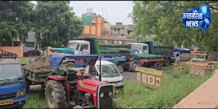 Odisha में अवैध वाहनों पर कार्रवाई तेज Odisha में अवैध वाहनों पर कार्रवाई तेज