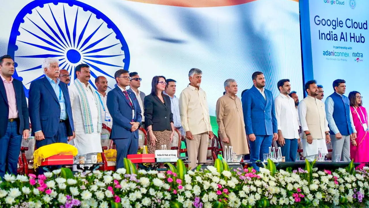 AI डेटा सेंटर्स की ग्लोबल रेस में भारत सबसे आगे AI डेटा सेंटर्स की ग्लोबल रेस में भारत सबसे आगे