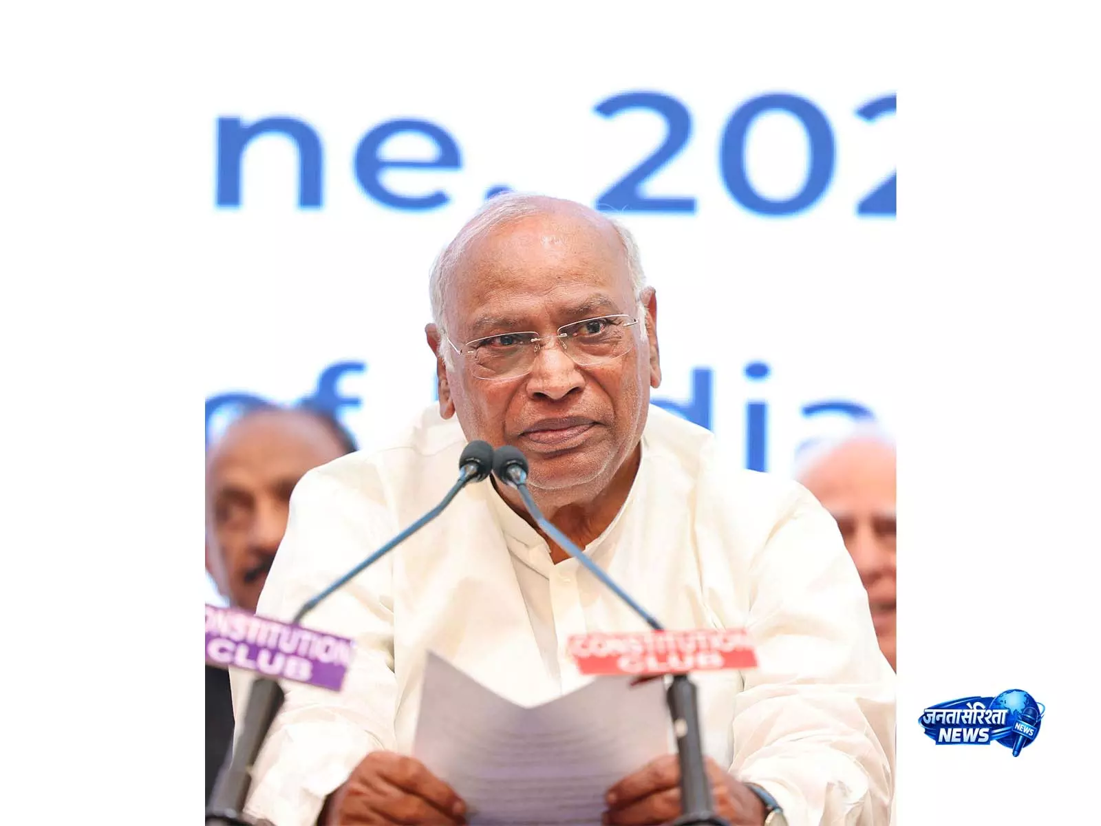 गलवान के बाद चीन पर Kharge का मोदी सरकार पर बड़ा हमला गलवान के बाद चीन पर Kharge का मोदी सरकार पर बड़ा हमला