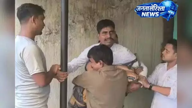 सरायकेला में फर्जी JSSC अधिकारी का खुलासा सरायकेला में फर्जी JSSC अधिकारी का खुलासा