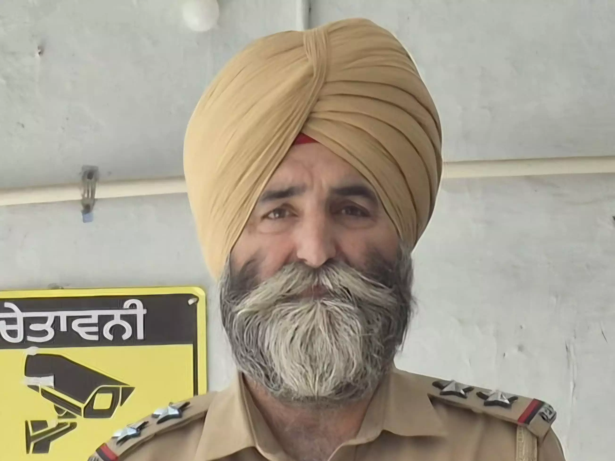 Chandigarh: तरनतारन में सब इंस्पेक्टर की गिरफ्तारी से मचा हड़कंप Chandigarh: तरनतारन में सब इंस्पेक्टर की गिरफ्तारी से मचा हड़कंप