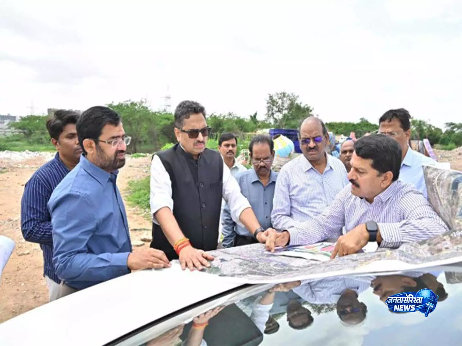 Telangana के मुख्य सचिव संजय जाजू ने मुसी रिवरफ्रंट परियोजना के चरण-I का किया निरीक्षण Telangana के मुख्य सचिव संजय जाजू ने मुसी रिवरफ्रंट परियोजना के चरण-I का किया निरीक्षण