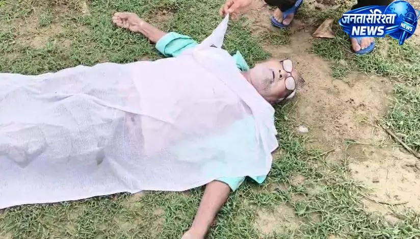 घरेलू विवाद के बाद SECL के रिटायर्ड कर्मचारी की मौत, गांव में मिला शव घरेलू विवाद के बाद SECL के रिटायर्ड कर्मचारी की मौत, गांव में मिला शव