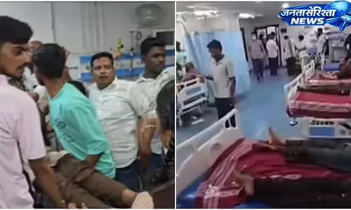 Kalaburagi हॉस्टल में खाना खाने से 15 छात्र बीमार Kalaburagi हॉस्टल में खाना खाने से 15 छात्र बीमार