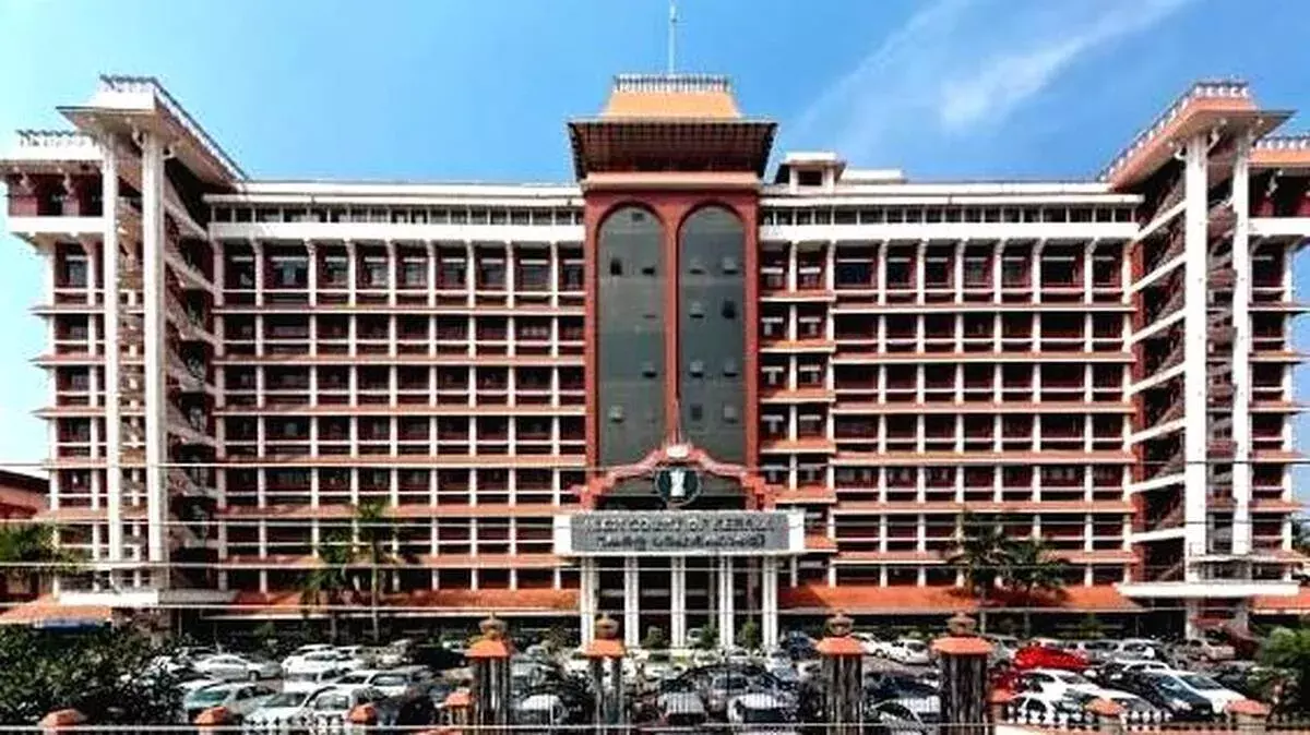 डिस्ट्रिक्ट जज की राय को प्राथमिकता: पब्लिक प्रॉसिक्यूटर की नियुक्ति पर हाई कोर्ट