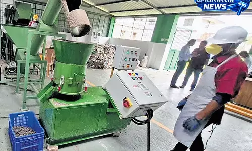 कर्नाटक में पहली बार सूखे कचरे से बनेंगे ईंधन छर्रे, दक्षिण कन्नड़ में शुरू हुई RDF यूनिट कर्नाटक में पहली बार सूखे कचरे से बनेंगे ईंधन छर्रे, दक्षिण कन्नड़ में शुरू हुई RDF यूनिट