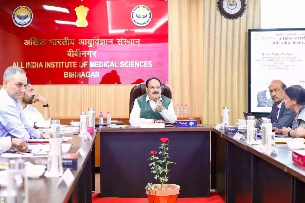 केंद्र पूरे भारत में स्वास्थ्य सेवा नेटवर्क को मजबूत कर रहा है: नड्डा केंद्र पूरे भारत में स्वास्थ्य सेवा नेटवर्क को मजबूत कर रहा है: नड्डा