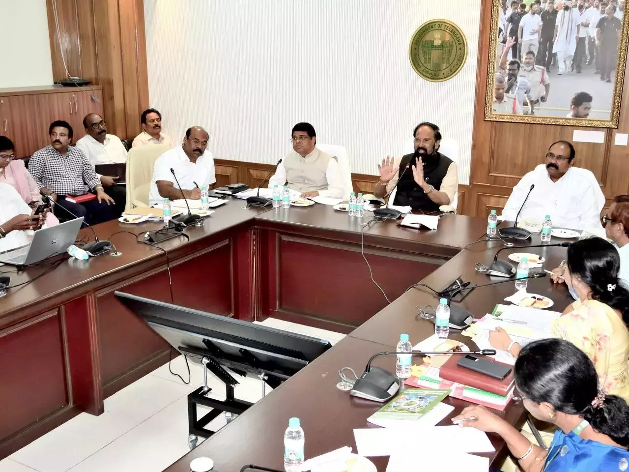 Telangana: उत्तम ने व्यापक आकस्मिक योजनाओं की मांग की