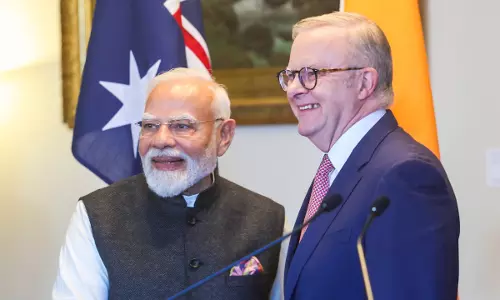 India-Australia Deal: रक्षा और ऊर्जा क्षेत्र में रणनीतिक साझेदारी गहरी India-Australia Deal: रक्षा और ऊर्जा क्षेत्र में रणनीतिक साझेदारी गहरी