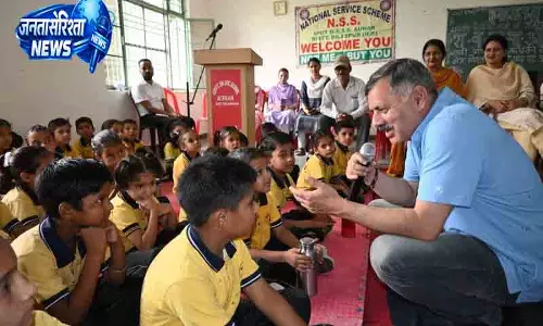 Hamirpur युवाओं को मंत्री की सीख, लक्ष्य पर रखें फोकस
