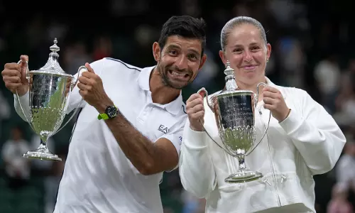 Wimbledon: ओस्टापेंको और अरेवालो ने मिक्स्ड डबल्स का खिताब जीता