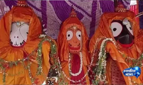 Puri के दखल के बाद राजस्थान के सीकर में समय से पहले निकाली जा रही रथ यात्रा रोकी गई Puri के दखल के बाद राजस्थान के सीकर में समय से पहले निकाली जा रही रथ यात्रा रोकी गई