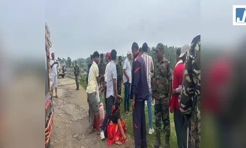 पुल के नीचे महिला और युवक के शव मिले, परिजनों ने पति पर लगाया हत्या का आरोप