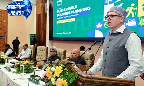 J&K पर्यटन में बदलाव की तैयारी, CM ने दिया नया मंत्र