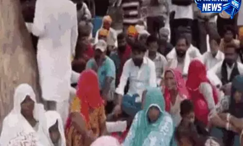 Rajasthan में चाकूबाजी में दलित युवक की मौत, लापरवाही के आरोप में एसआई निलंबित Rajasthan में चाकूबाजी में दलित युवक की मौत, लापरवाही के आरोप में एसआई निलंबित