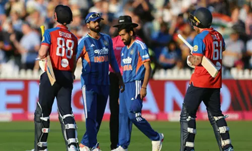 इंग्लैंड से सीरीज हारने के बाद BCCI T20I टीम के प्रदर्शन की समीक्षा करेगा: सैकिया इंग्लैंड से सीरीज हारने के बाद BCCI T20I टीम के प्रदर्शन की समीक्षा करेगा: सैकिया