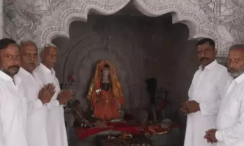 Jammu: मेले के समापन पर श्रद्धालुओं ने मूलभूत सुविधाएं बढ़ाने की मांग की Jammu: मेले के समापन पर श्रद्धालुओं ने मूलभूत सुविधाएं बढ़ाने की मांग की