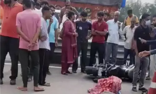 Dharamshala: कांगड़ा में फोरलेन पर बाइक सवार युवक की सड़क हादसे में मौत Dharamshala: कांगड़ा में फोरलेन पर बाइक सवार युवक की सड़क हादसे में मौत