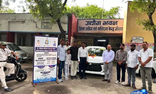 Dr. Ambedkar Udyam Protsahan Yojana से साकार हुआ आत्मनिर्भरता का सपना, चालक से बने टैक्सी व्यवसायी