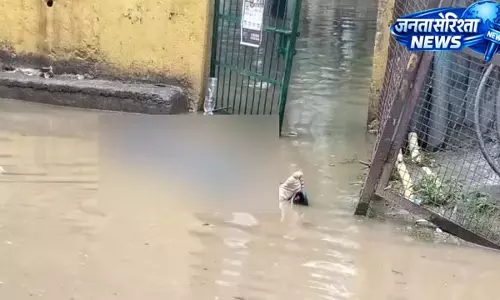 हाईटेंशन करंट की चपेट में आया युवक, मौके पर मौत हाईटेंशन करंट की चपेट में आया युवक, मौके पर मौत