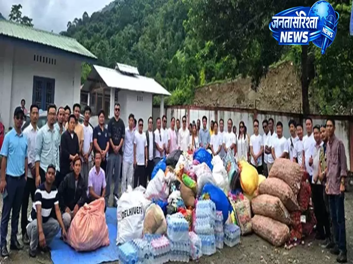 AAPSU टीम पहुंची यज़ाली, बादल फटने से प्रभावित परिवारों को बांटी राहत सामग्री AAPSU टीम पहुंची यज़ाली, बादल फटने से प्रभावित परिवारों को बांटी राहत सामग्री