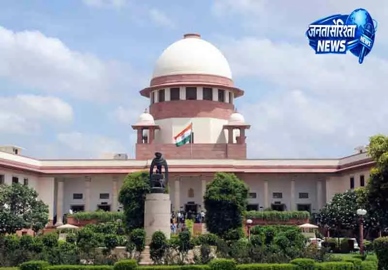 Delhi SC ने अधिकारियों को दी सख्त चेतावनी Delhi SC ने अधिकारियों को दी सख्त चेतावनी