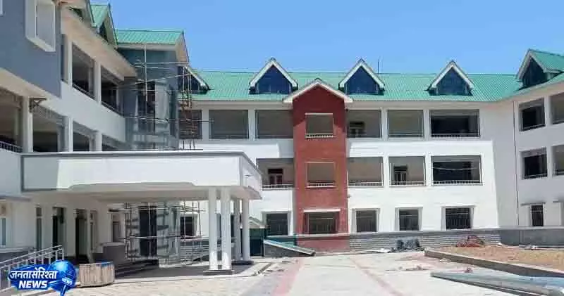 Hamirpur के धनेटा कॉलेज ने एआई, डेटा साइंस डिग्री लॉन्च की Hamirpur के धनेटा कॉलेज ने एआई, डेटा साइंस डिग्री लॉन्च की