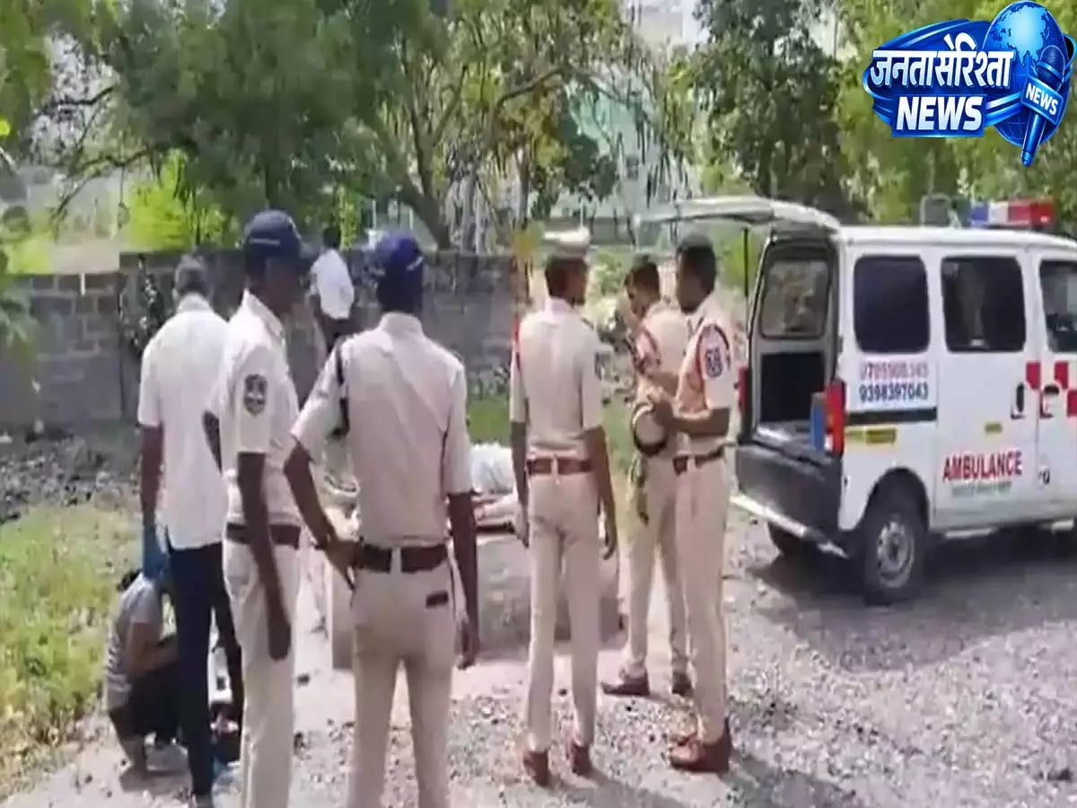 Hyderabad में मामूली विवाद ने लिया खूनी मोड़, गांजा विवाद में युवक की पीट-पीटकर हत्या Hyderabad में मामूली विवाद ने लिया खूनी मोड़, गांजा विवाद में युवक की पीट-पीटकर हत्या